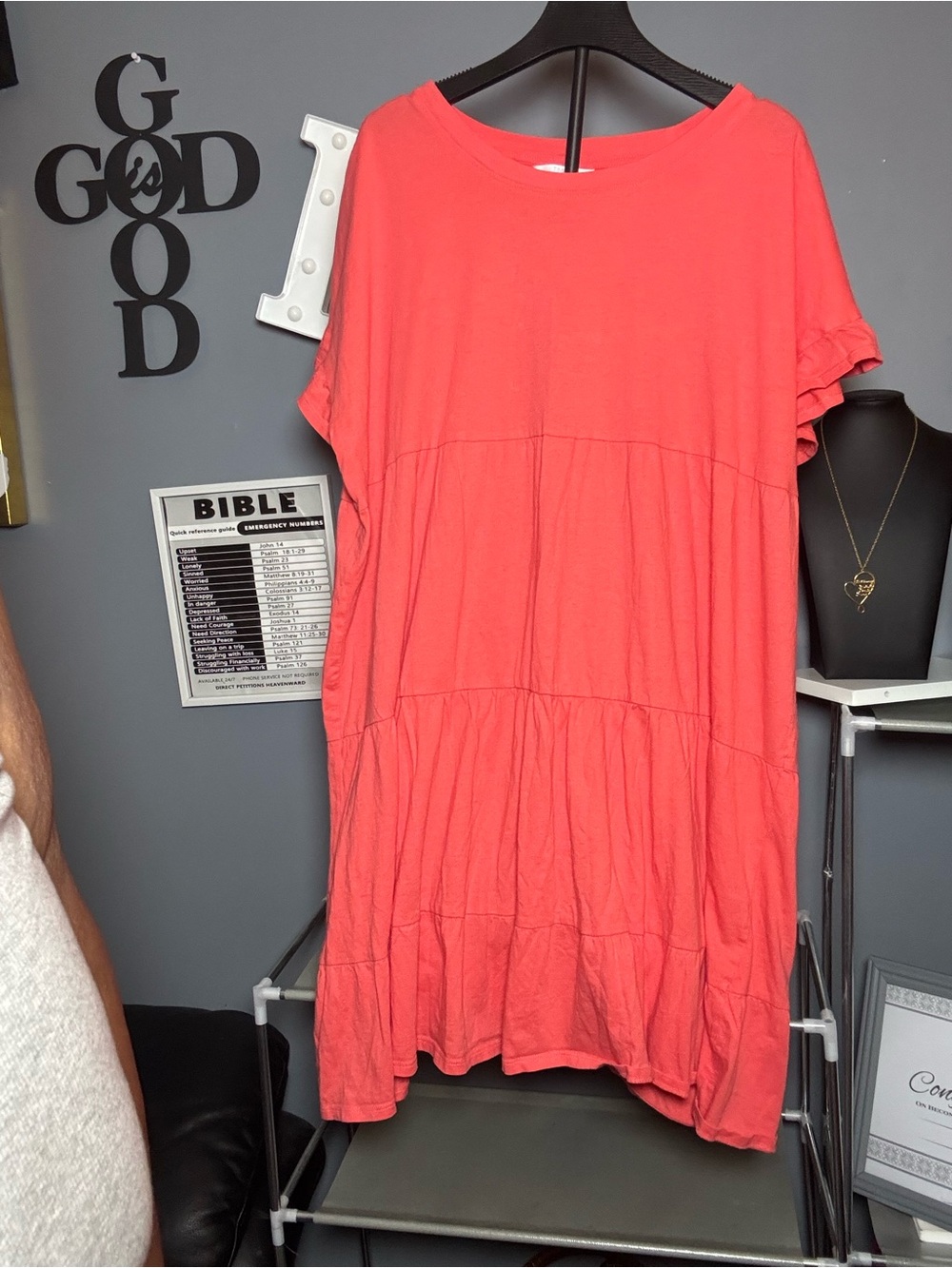 Time and Tru Coral Tiered Short Sleeve Swing Tunic
